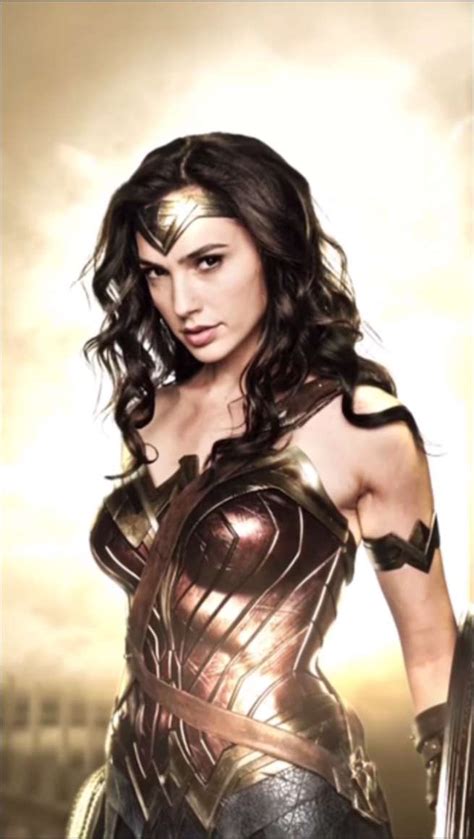 First Look New ‘wonder Woman Image Reveals Robin Wright Connie