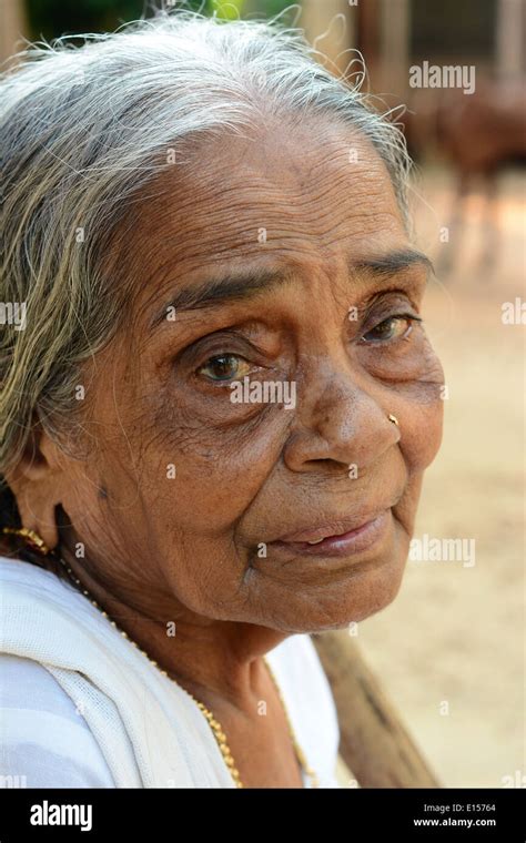 Indian Mature Woman Hi Res Stock Photography And Images Alamy