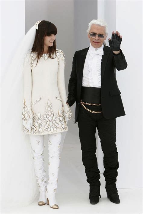 Karl Lagerfelds 100 Greatest Chanel Runway Moments Fashion Wedding