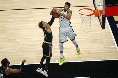Hawks picks and predictions for sunday, april 25, with tipoff at 7:30 p.m. Bucks vs. Hawks picks: Who will win the Eastern Conference ...