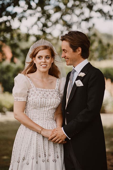 She attended both royal weddings born beatrice elizabeth mary on august 8, 1988, princess beatrice is the ed daughter of prince. Princess Beatrice Holds Hands with Husband in Romantic New ...