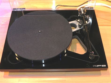 Rega Rp8 Turntable With Rb808 Tonearm And Ttpsu Suply Free Shipping