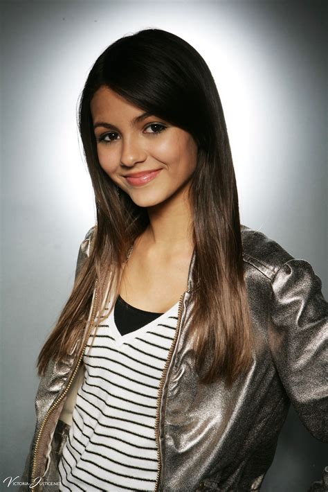 Pin By Kelvin Davis On Victoria Justice In 2020