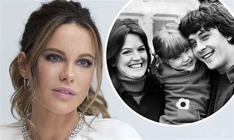 Kate Beckinsale Leads Tributes To Her Late Father Richard Daily Mail Online