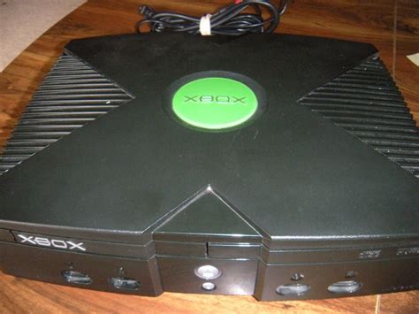 2004 Microsoft Original Xbox 360 Video Game System Doby Digital With