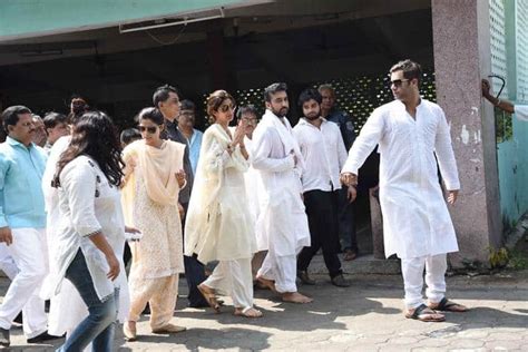 She was very active in sports. Shilpa Shetty father's funeral pictures: Akshay Kumar ...