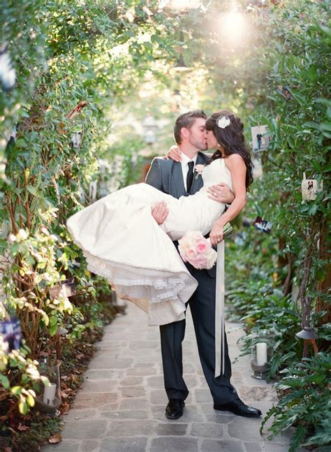 The Carry And Kiss Bride And Groom Photo Ideas Popsugar Love And Sex