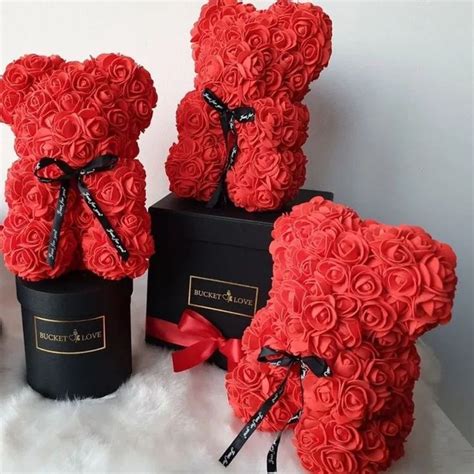 It's the holiday season, whose highlights every year are the gifts and the anticipation for them. 45 romantic valentines day gifts for her 2020 7 in 2020 ...