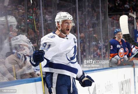Steven Stamkos Celebration Photos And Premium High Res Pictures Getty