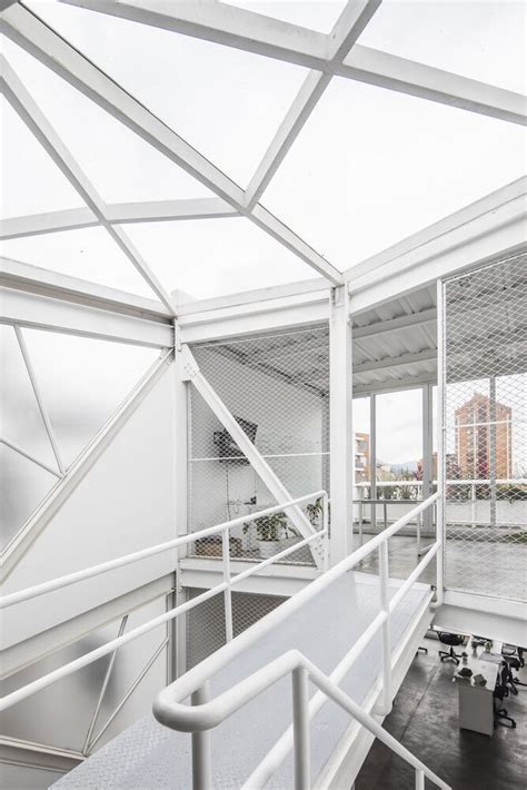 Galería De Espacio En Blanco Yemail Arquitectura 2