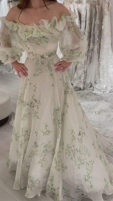 Monique Lhuillier Bloom Dress Wedding Dress Save 47 Stillwhite