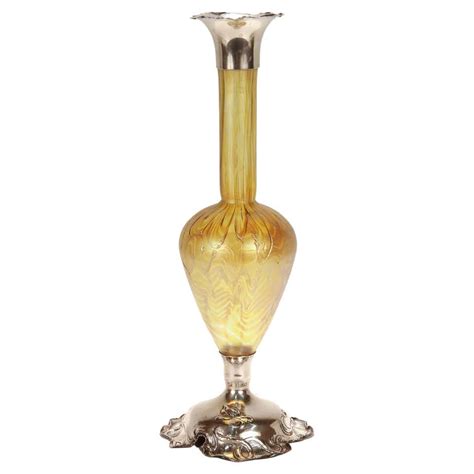 Loetz Art Nouveau Four Handled Phaenomen Iridescent Art Glass Vase For Sale At 1stdibs Loetz
