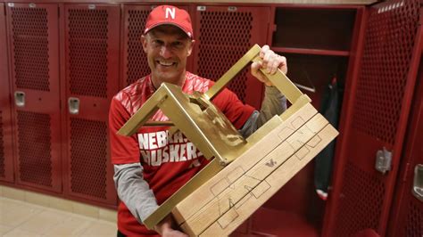 Shatel Finally A Trophy With Legs Nebraska Minnesotas Broken Chair