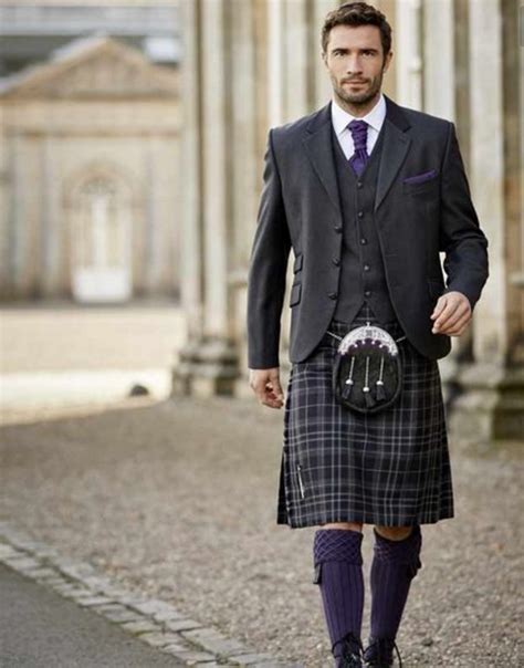 Image Result For Men In Kilts Scottish Man Scottish Fashion Scottish