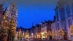 Oude, Markt, In, Leuven, During, Christmas, Evening, Flemish