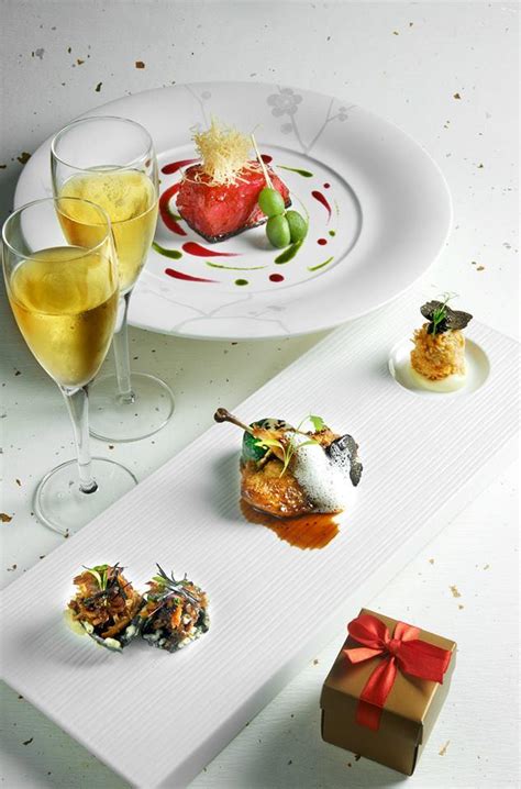 The mozaic experience is a multisensory collage that's been carefully crafted for your dining pleasure. 5 Restaurants that Can Offer You the Michelin Star ...