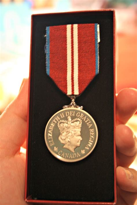 Tattered Edge Queen Elizabeth Ii Diamond Jubilee Medal Ceremony