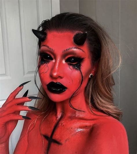 Devil Makeup Halloween Holloween Makeup Amazing Halloween Makeup