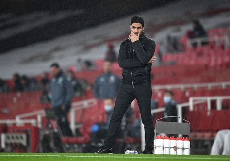 It is a grim story that led former arsenal defender martin keown to suggest the time may have come for arteta to be replaced. Report: Arsenal boss Mikel Arteta provides clarity on Mesut Ozil's omission from squad