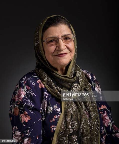 Old Arab Woman Photos Et Images De Collection Getty Images