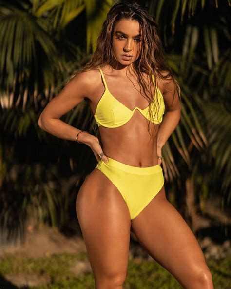Famous Instagram Model Sommer Ray Posing In Skimpy Swimwear The