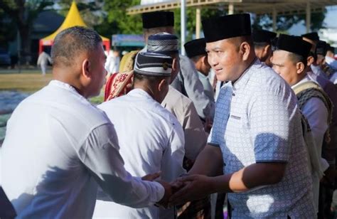 Korem 162 WB Gelar Sholat Idul Adha Dan Pemotongan Hewan Kurban