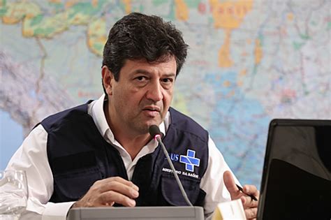 Yole mandetta | jornalista profissional faculdade casper libero, escola superior de propaganda e marketing, e faculdade de turismo. Bolsonaro esconde Mandetta em coletiva com outros cinco ...