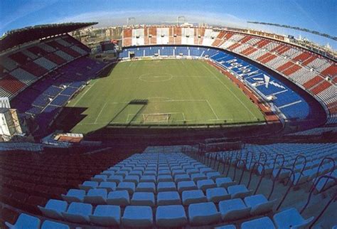 For more club stadiums in spain see below. Atletico Madrid verlaat Vicente Calderon | De Morgen