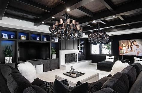 In interior design, black and white uphold the integrity of clarity and sophistication. Black And White Living Rooms Design Ideas | Contemporary ...