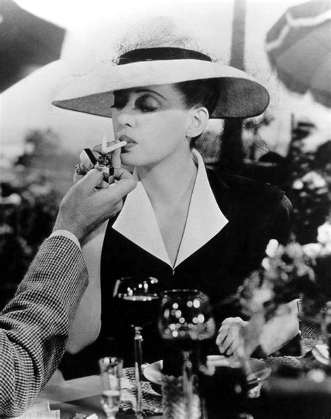 Bette Davis Now Voyager Viejo Hollywood Hollywood Icons Hollywood Fashion Old Hollywood