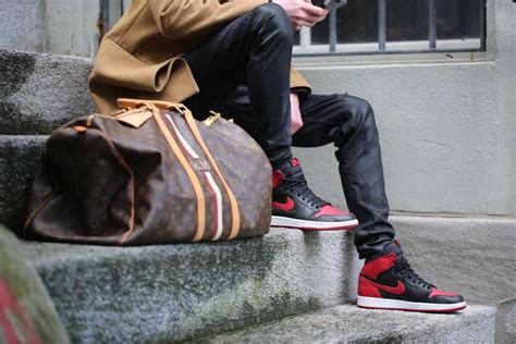 Ways To Wear Air Jordan 1 Bred Outfits With Jordan 1s Fashion Styles