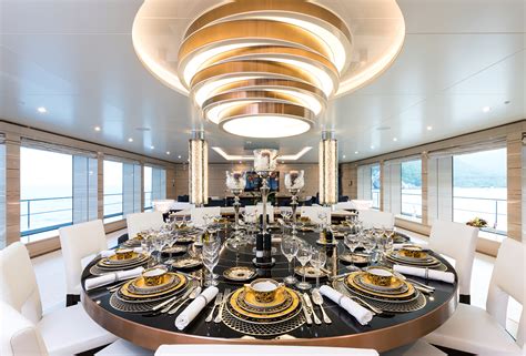 CHIP - COLD GECKO - Formal Dining - Luxury Yacht Browser ...