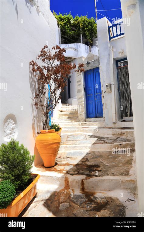 Old Streets Of Greecenaxos Island Stock Photo Alamy