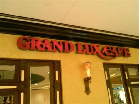 Galleria Mall Picture Of Grand Lux Cafe Dallas Tripadvisor