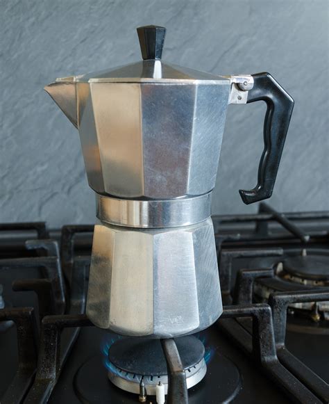 The Best Moka Pot 8 Best Stovetop Espresso Maker Reviews The Coffee