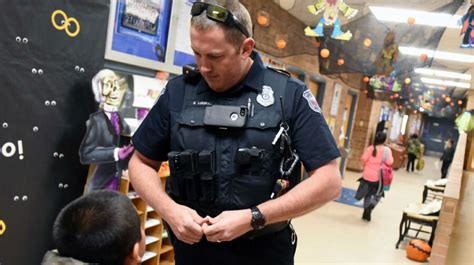 Arizona Board Of Education Approves More School Resource Officers