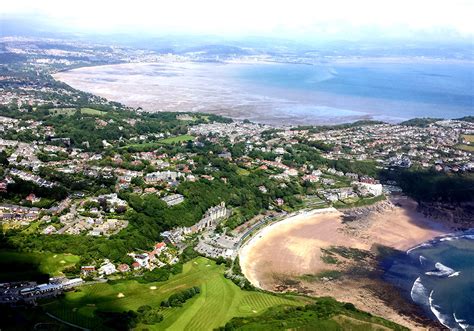 Uwtsd at the heart of swansea. Bat use of intertidal habitats in Swansea Bay - BSG Ecology