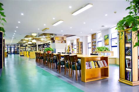 Maybe you would like to learn more about one of these? 【多图】图书馆一角_美丽校园_郑州市第四十七中学教育集团