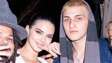 Kendall Jenner And Anwar Hadid Love Having ‘sexy Hookups’ In Hotel Rooms Hollywood Life
