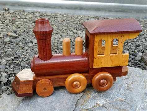 Wood Train Deposit Only 4 Piece Made For You Etsy Tren De Juguete De Madera Tren De Madera