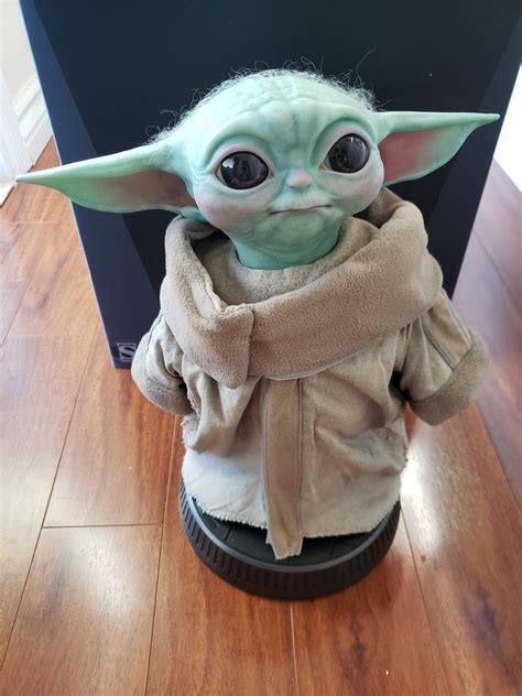 Sideshow Collectibles The Child Baby Yoda Life Size Figure Ph