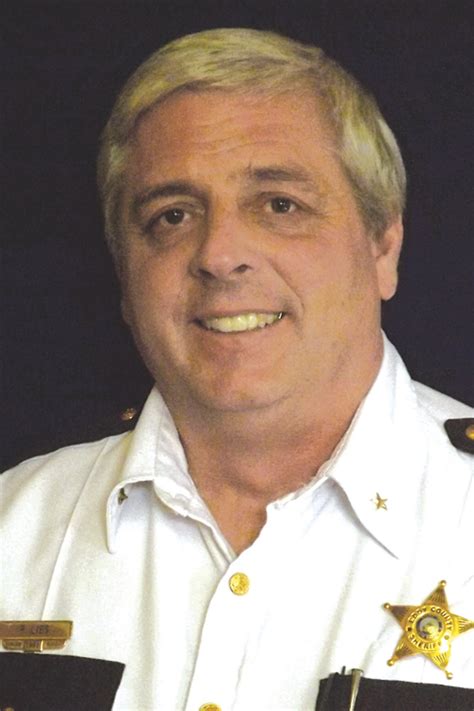 Rural North Dakota law officers see strong community support