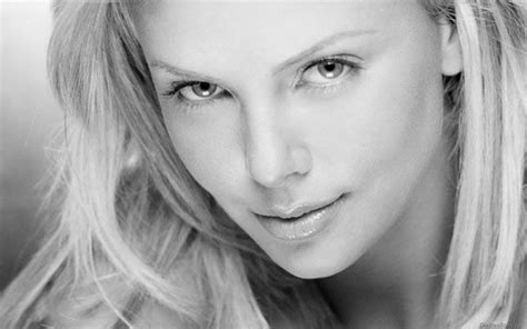 women we love in their 30s beautiful in black and white mythirtyspot charlize theron most