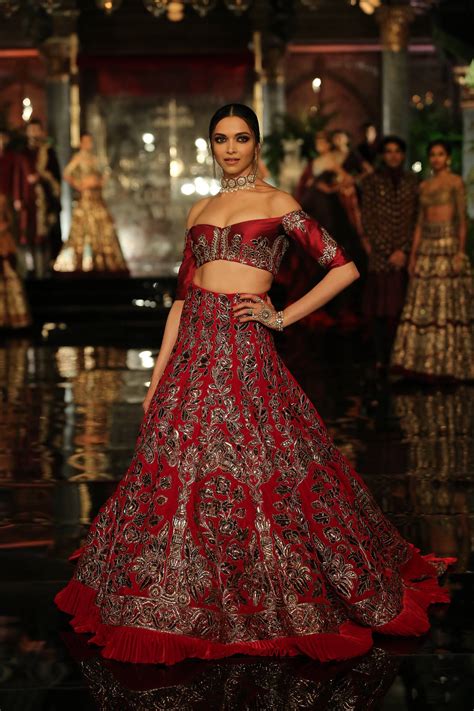 India Couture Week 17 Hot Trends You Will Want To Try Like Right Now
