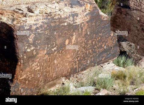 Newspaper Rock Covered In Indian Petroglyphs Stock Photo Alamy