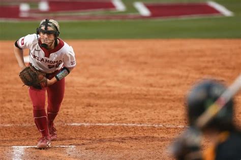 Ou Softball Jordy Bahl Maintains Confidence Could Hit For Sooners