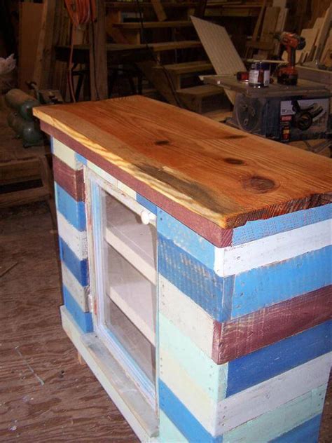 Diy Pallet And Old Window Cabinet Sideboard 101 Pallets