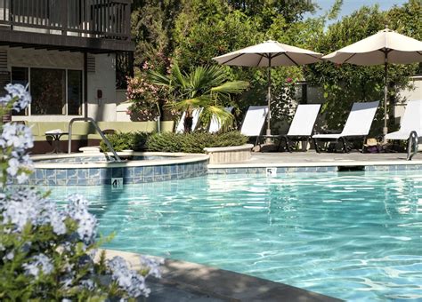 Roman Spa Hot Springs Resort Calistoga 310 Room Prices And Reviews Travelocity