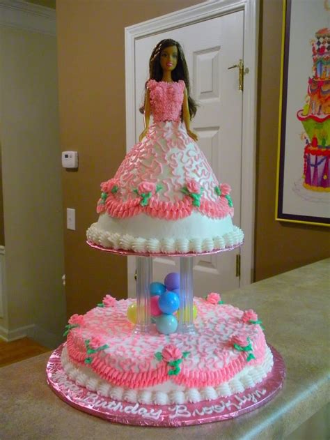 Cake decorating for girls from 1 to 100! Sammi's Receipes: Barbie cake design for young girls