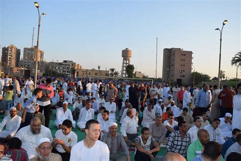كيفية صلاة العيد في البيت. موعد صلاة عيد الاضحى 2016 مواعيد كل العواصم العربية توقيت ...